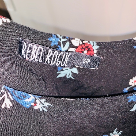 FLORAL DRESS - Picture 2 of 3